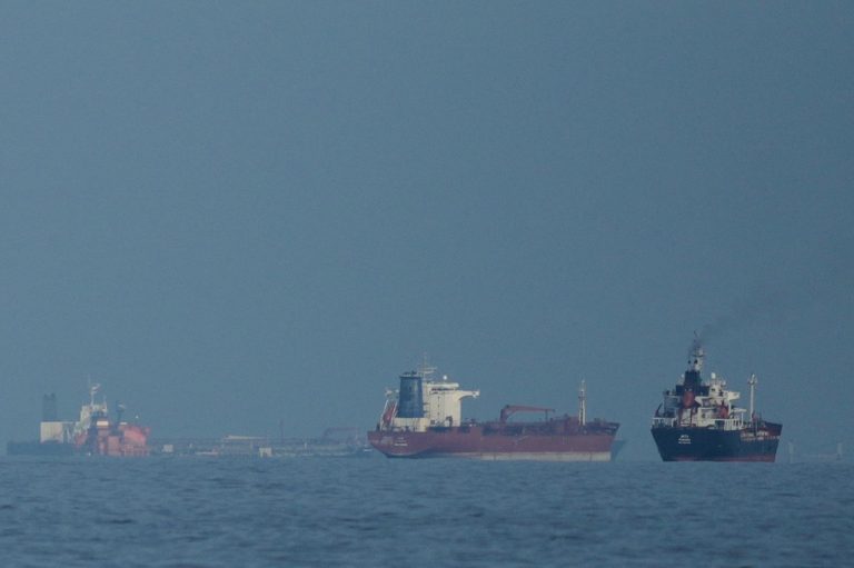 ap26102802553726.jpg