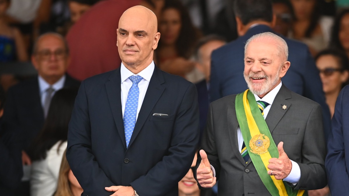 Lula-Alexandre-de-Moraes-Luis-Roberto-Barroso-1.jpg
